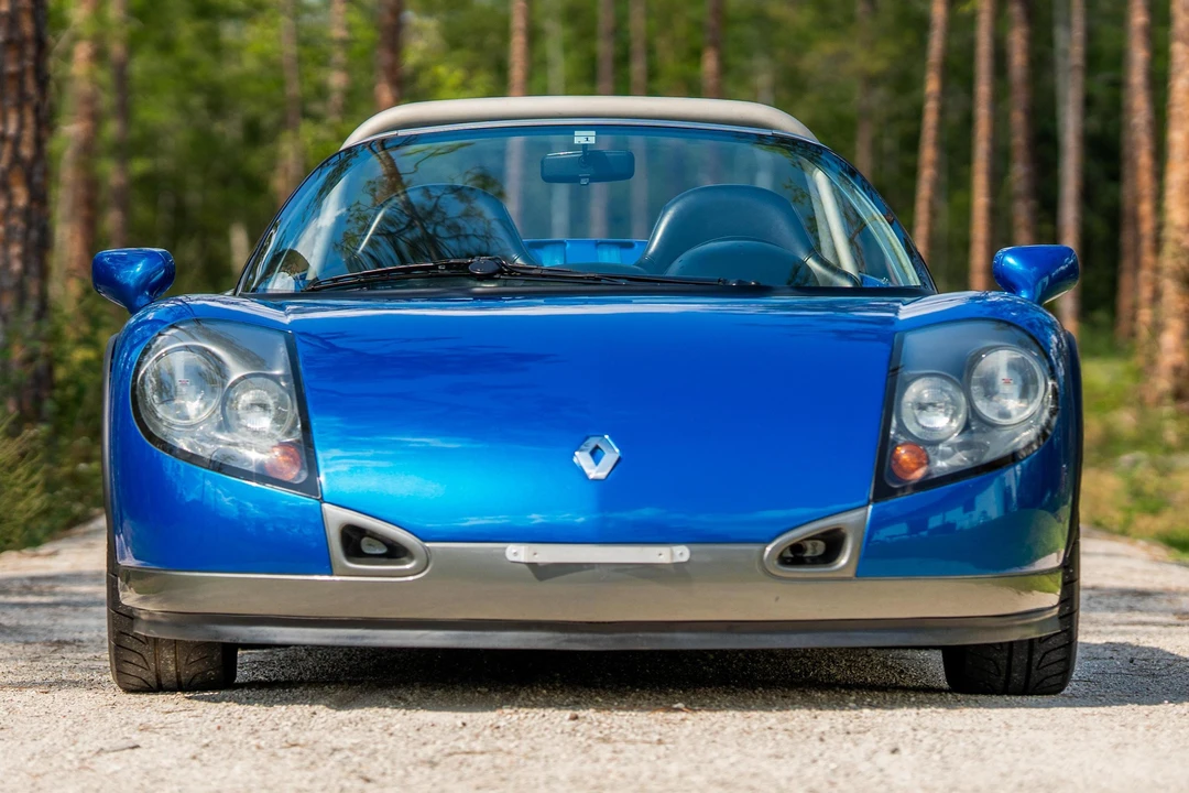 1998 Renault Spider - Image 2 of 31