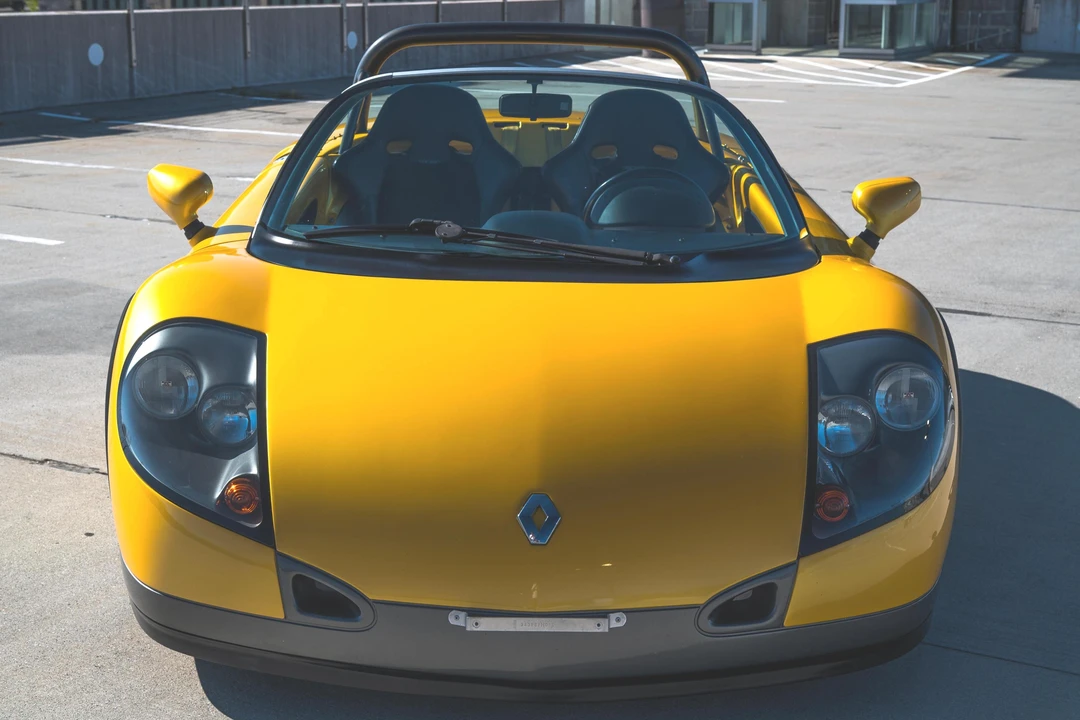 1998 Renault Spider - Image 2 of 31