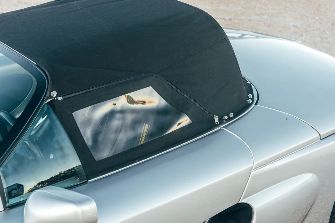 1998 Renault Spider - Image 25 of 31