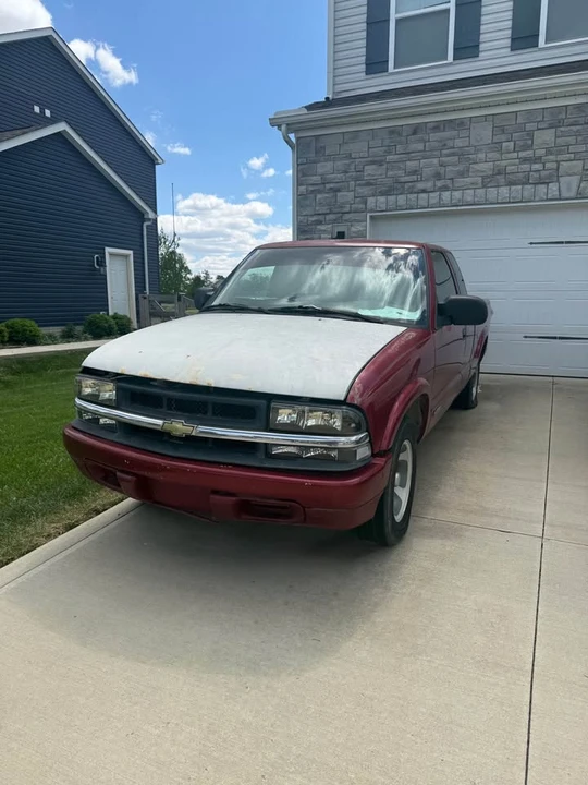 1998 Chevrolet S-10 - Image 3 of 10
