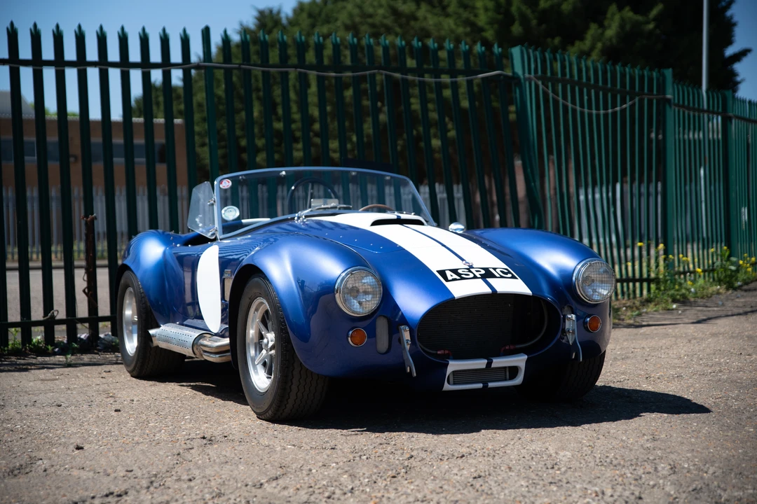 1998 Superformance - Image 2 of 31