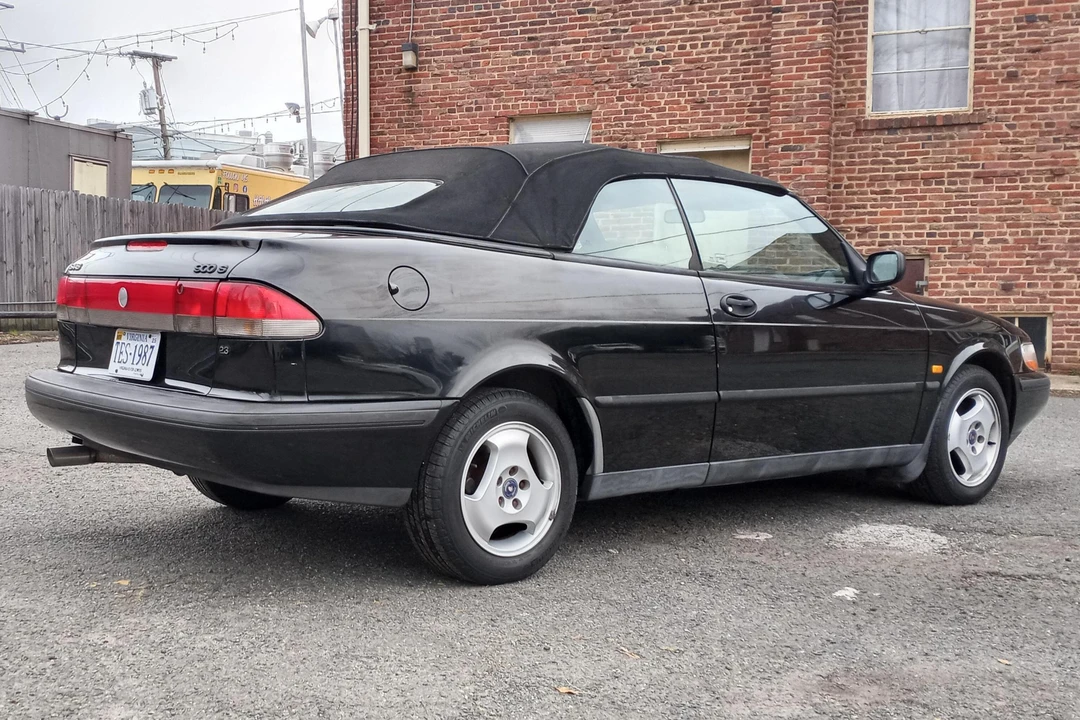 1998 Saab 900 2nd Gen - Image 30 of 31