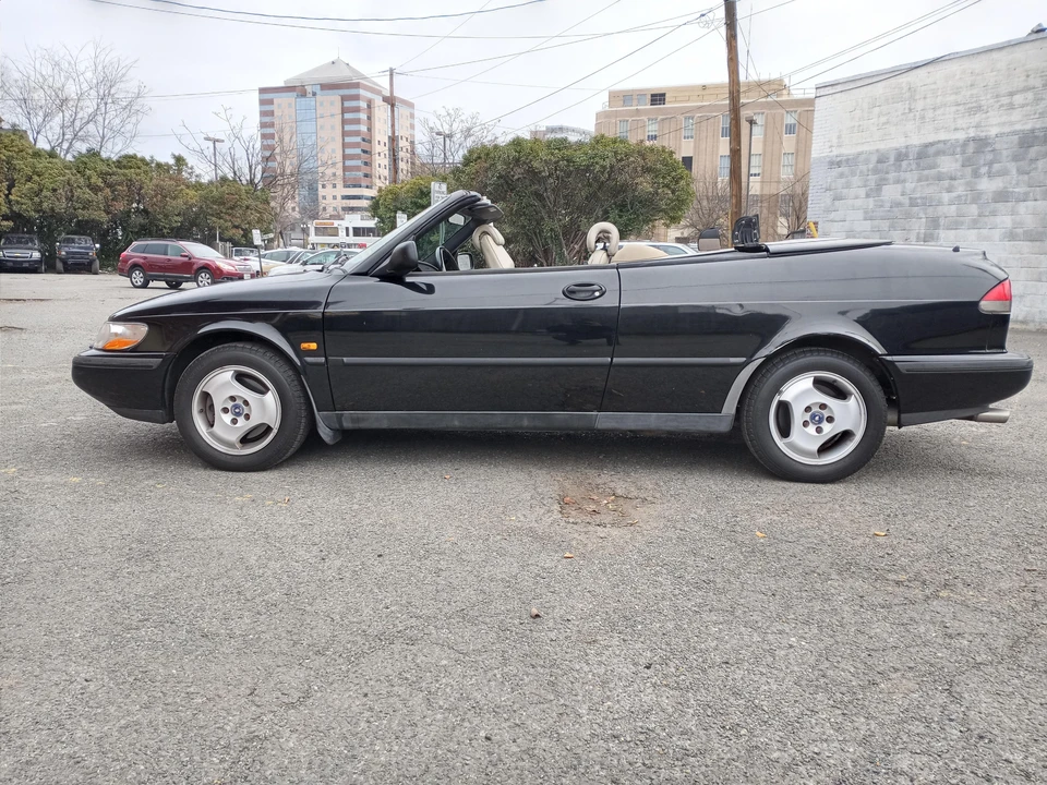 1998 Saab 900 2nd Gen - Image 16 of 31