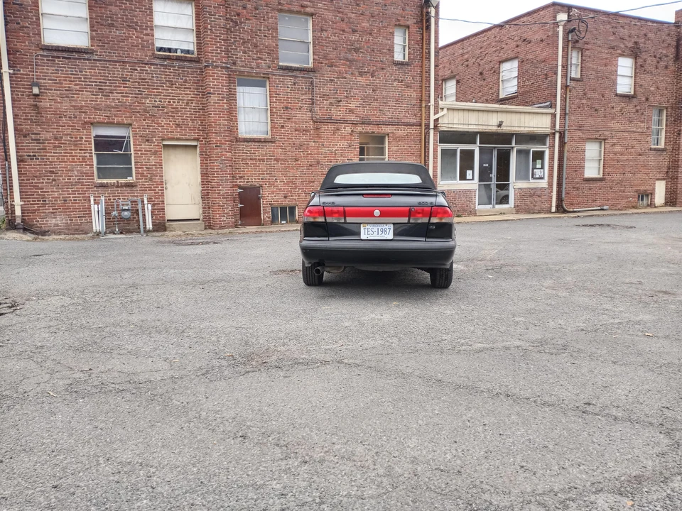 1998 Saab 900 2nd Gen - Image 26 of 31