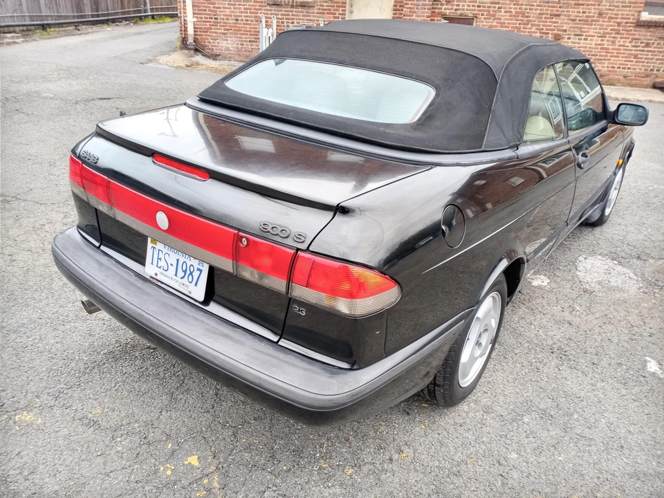 1998 Saab 900 2nd Gen - Image 28 of 31