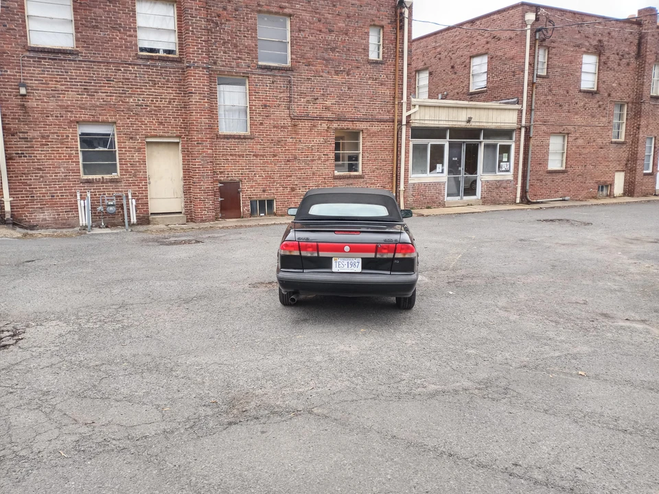1998 Saab 900 2nd Gen - Image 25 of 31