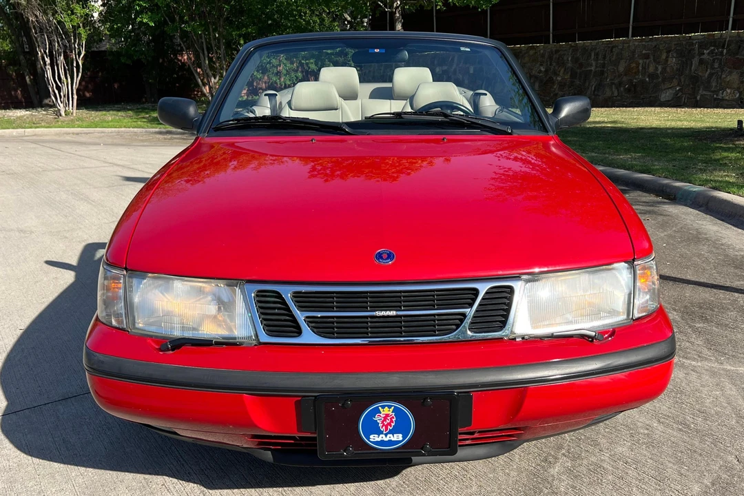 1998 Saab 900 2nd Gen - Image 2 of 31