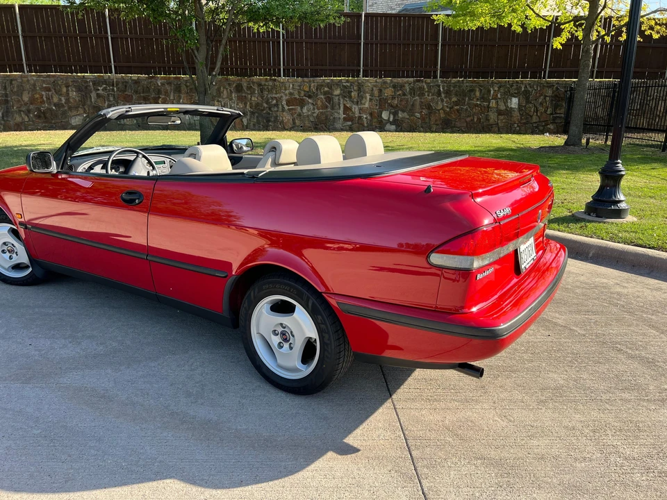 1998 Saab 900 2nd Gen - Image 29 of 31