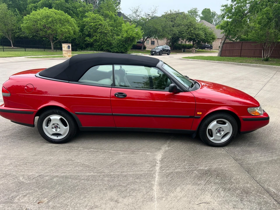 1998 Saab 900 2nd Gen - Image 17 of 31