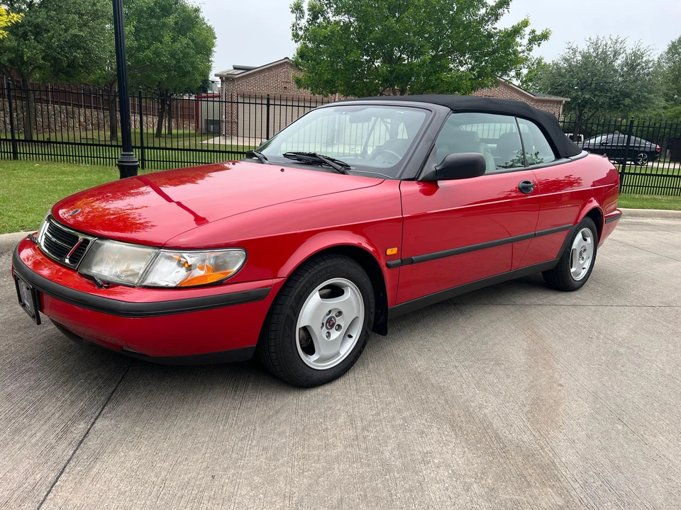 1998 Saab 900 2nd Gen - Image 13 of 31