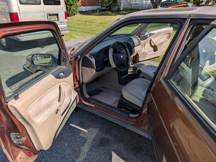 1998 Saab 900 2nd Gen - Image 10 of 20