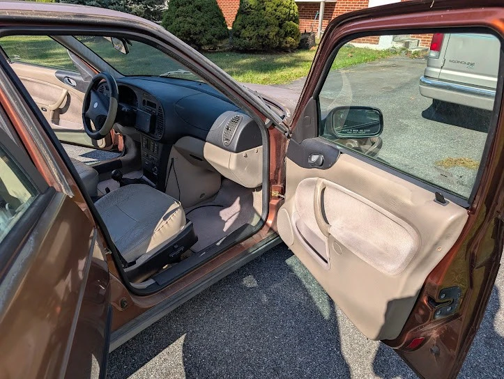 1998 Saab 900 2nd Gen - Image 14 of 20