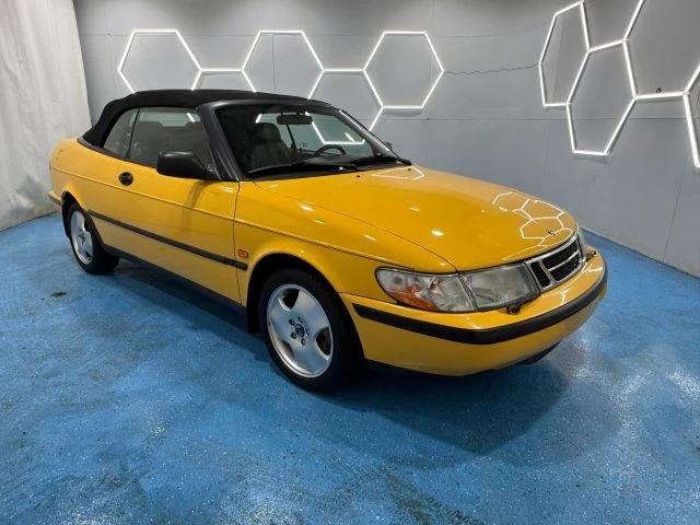 1998 Saab 900 2nd Gen - Image 2 of 31