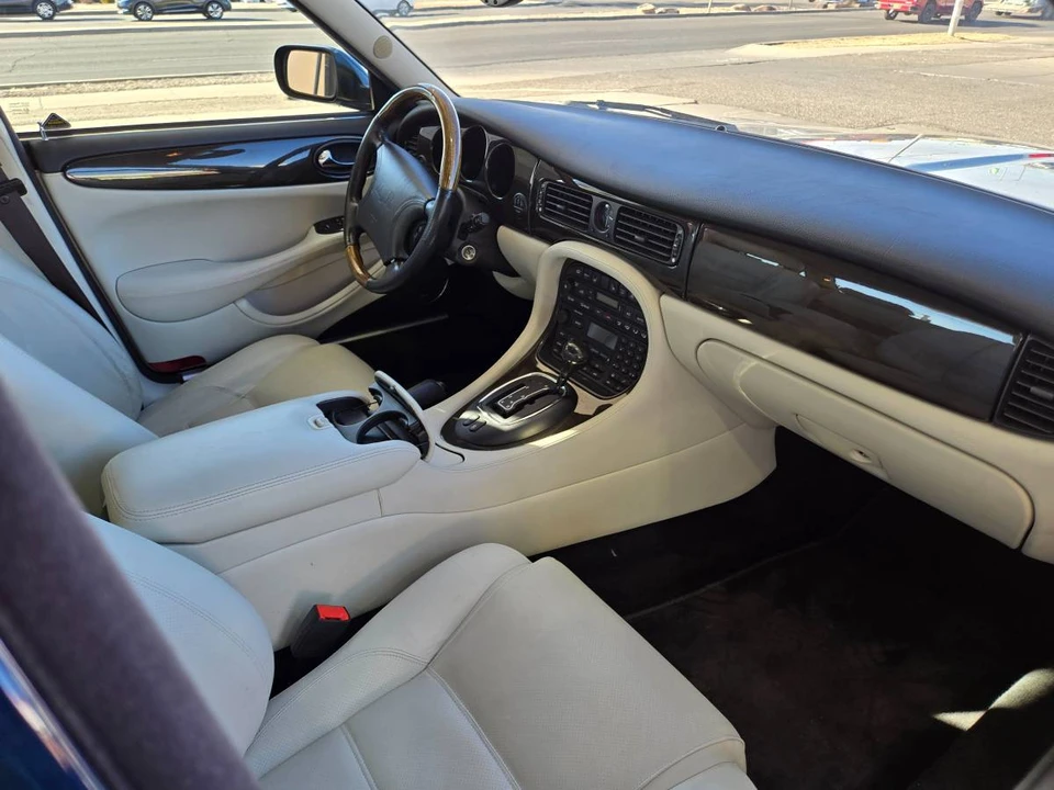 1998 Jaguar X308 XJR - Image 4 of 6