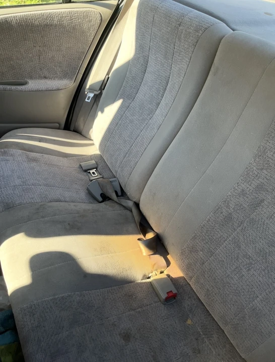 1998 Saturn - Image 6 of 9