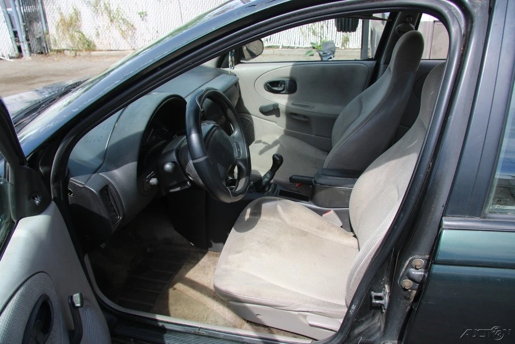 1998 Saturn - Image 14 of 21