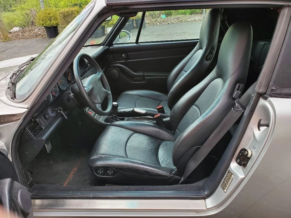 1998 Porsche 993 Carrera 4 - Image 12 of 22