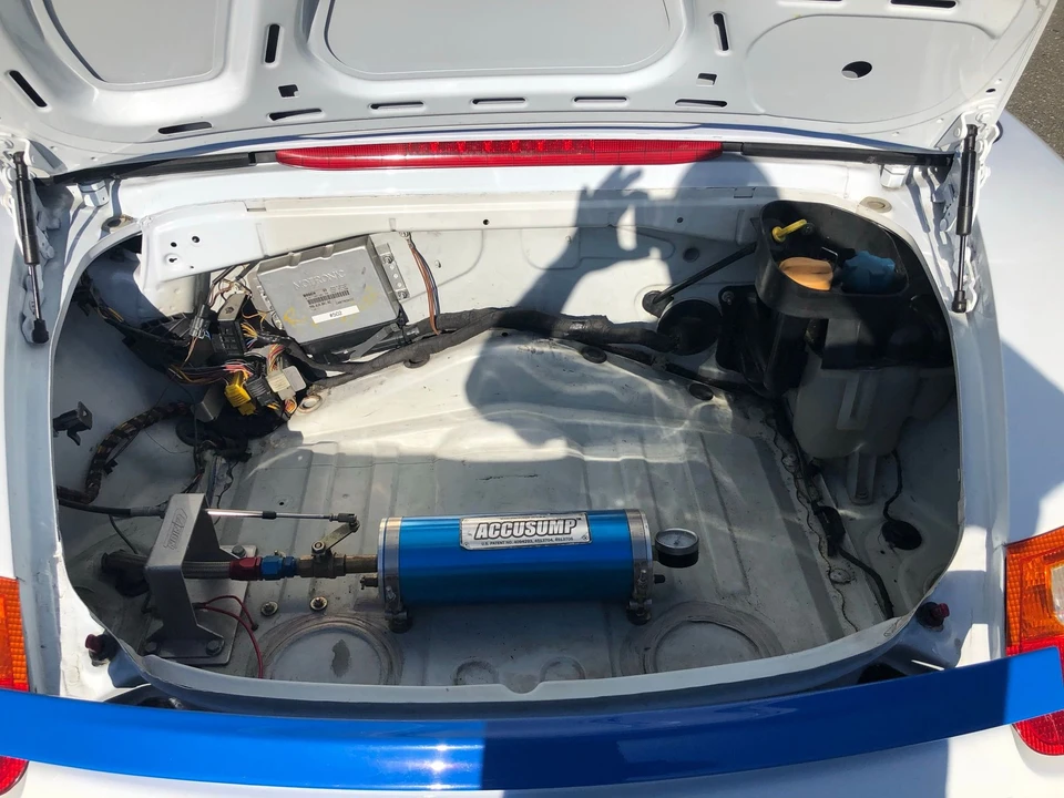 1998 Porsche 986 Boxster - Image 2 of 31