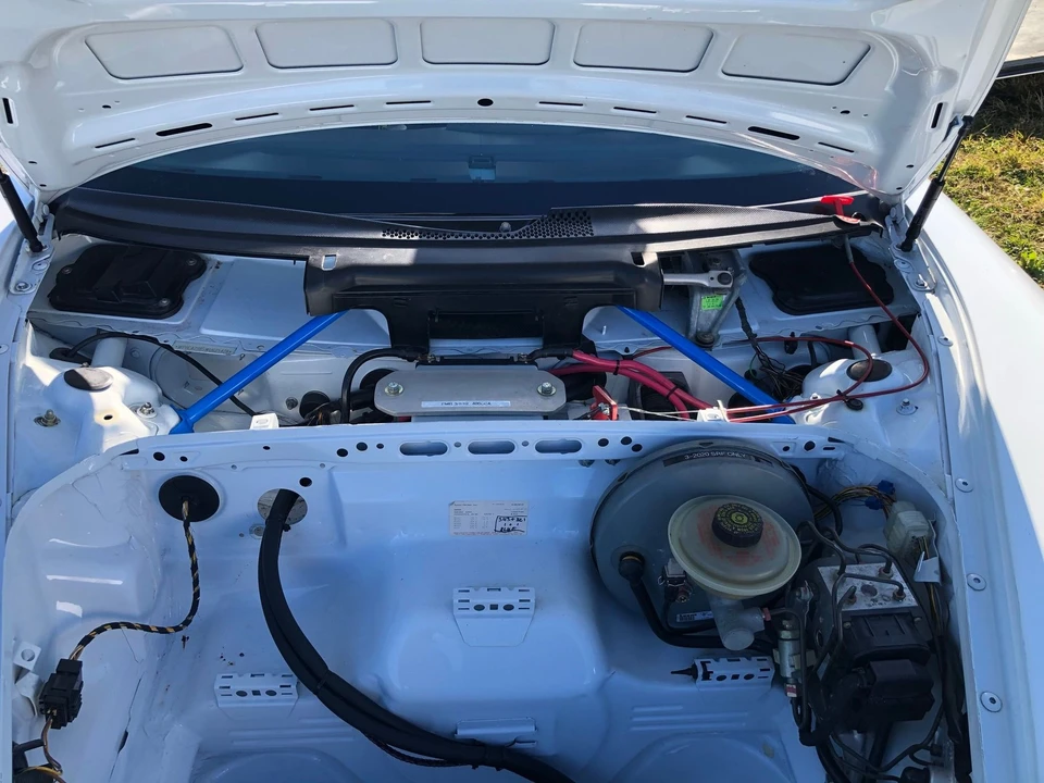 1998 Porsche 986 Boxster - Image 9 of 31