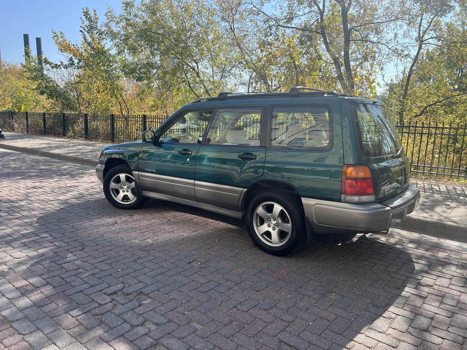 1998 Subaru Forester 1st Gen - Image 12 of 31