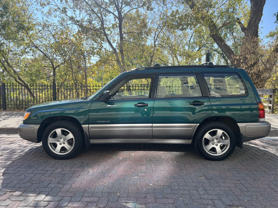 1998 Subaru Forester 1st Gen - Image 10 of 31