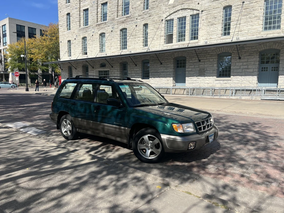 1998 Subaru Forester 1st Gen - Image 21 of 31