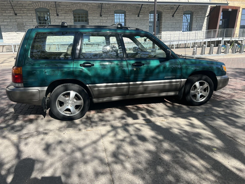 1998 Subaru Forester 1st Gen - Image 19 of 31