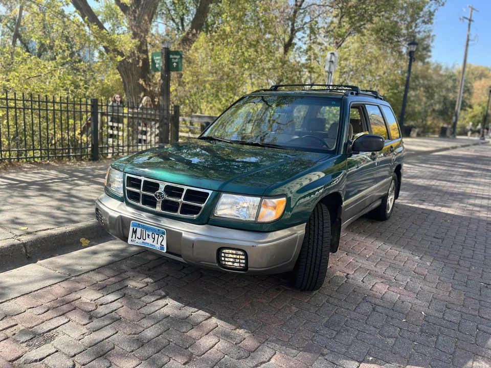 1998 Subaru Forester 1st Gen - Image 7 of 31