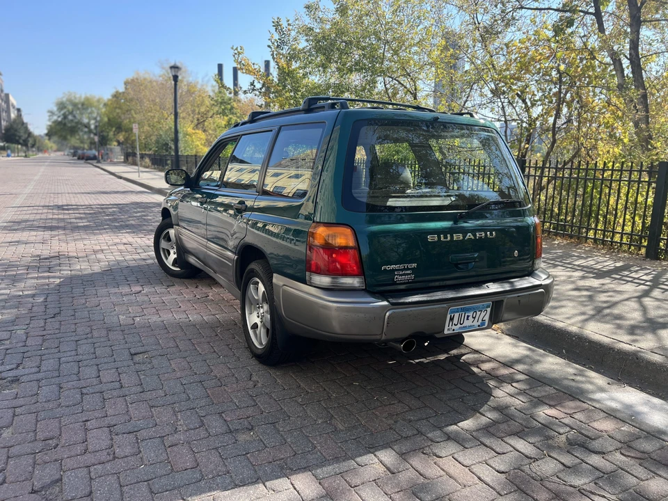 1998 Subaru Forester 1st Gen - Image 14 of 31