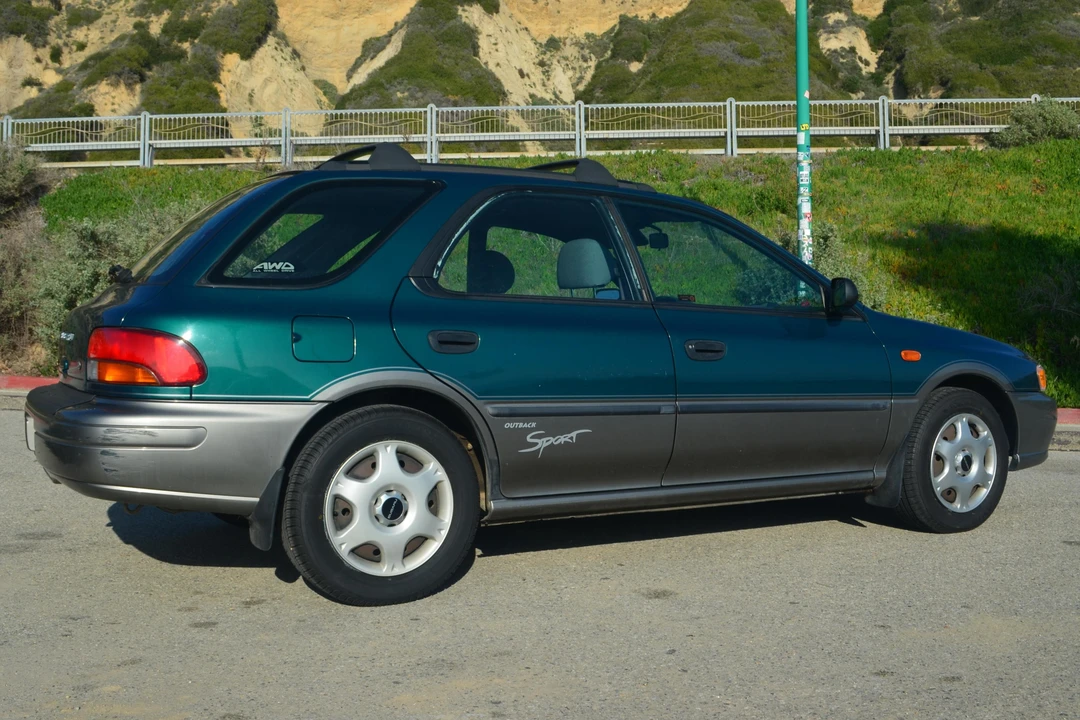 1998 Subaru Impreza 1st Gen - Image 4 of 21