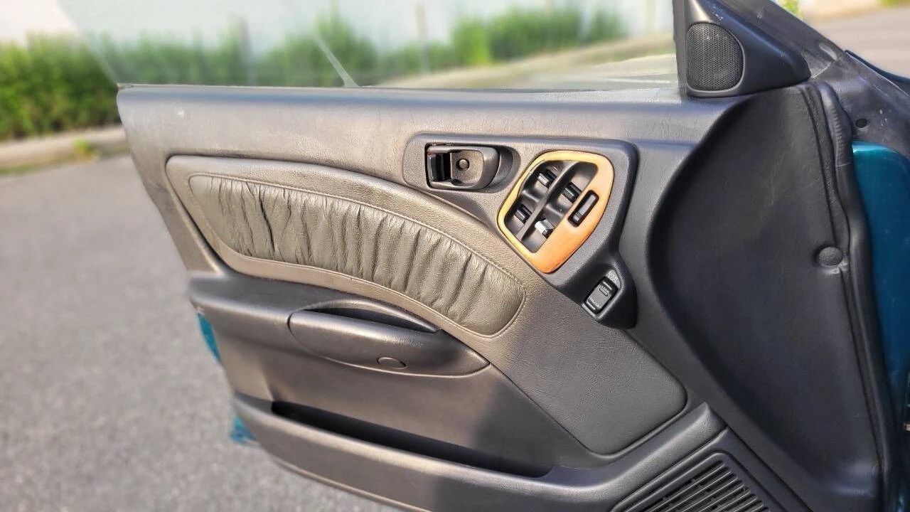 1998 Subaru Outback 1st Gen - Image 20 of 31