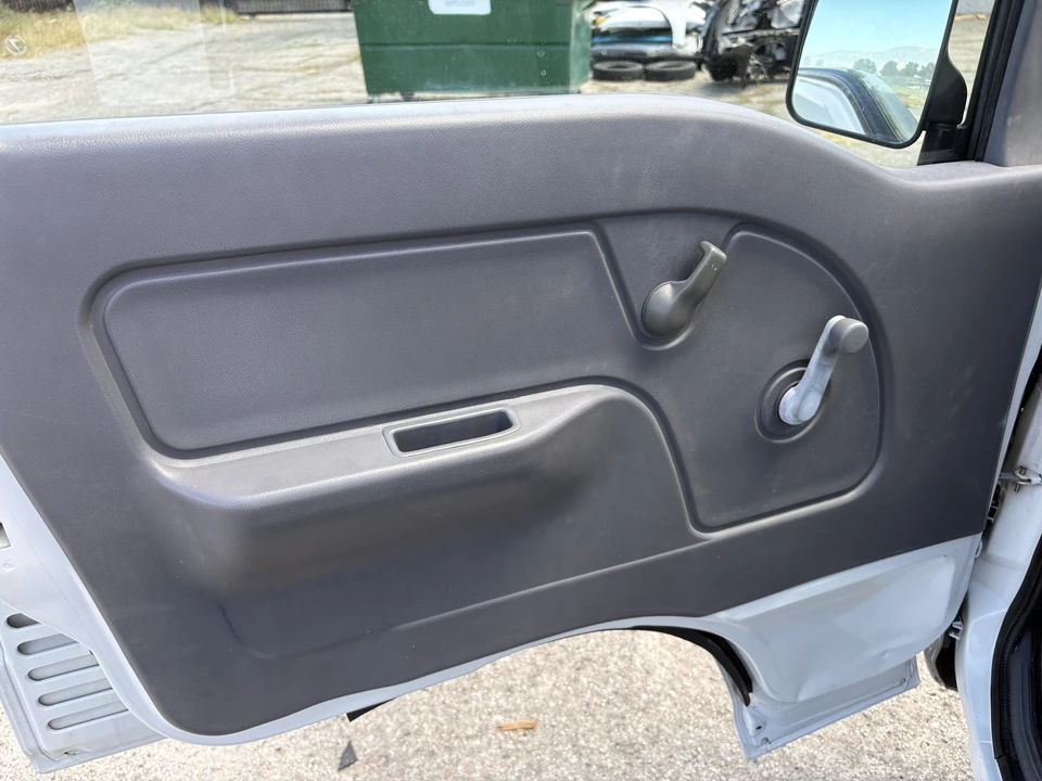 1998 Subaru Sambar 5th Gen - Image 27 of 31
