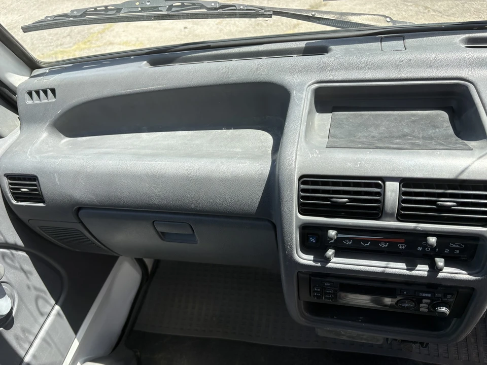 1998 Subaru Sambar 5th Gen - Image 19 of 31