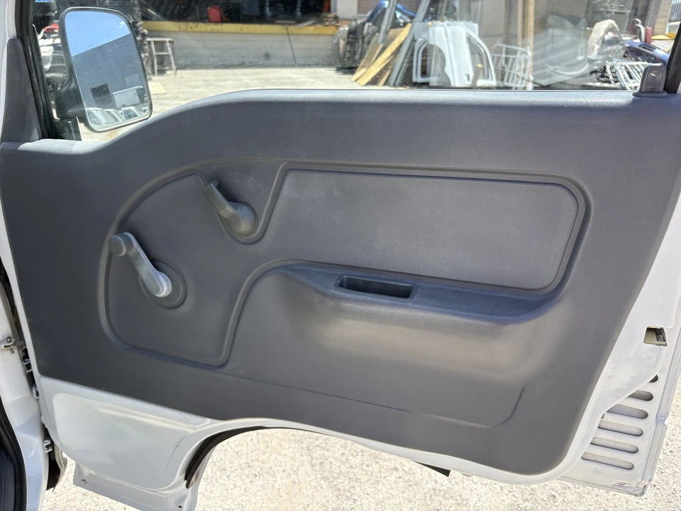 1998 Subaru Sambar 5th Gen - Image 23 of 31