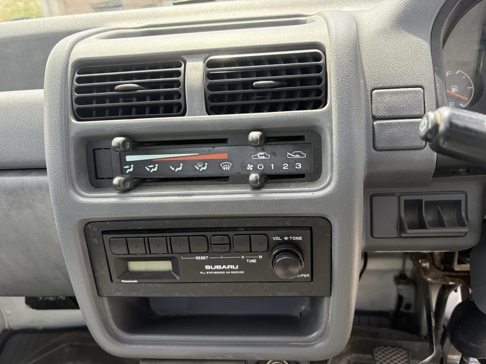 1998 Subaru Sambar 5th Gen - Image 18 of 31