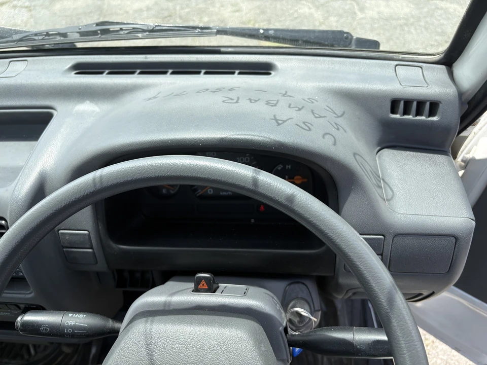 1998 Subaru Sambar 5th Gen - Image 20 of 31