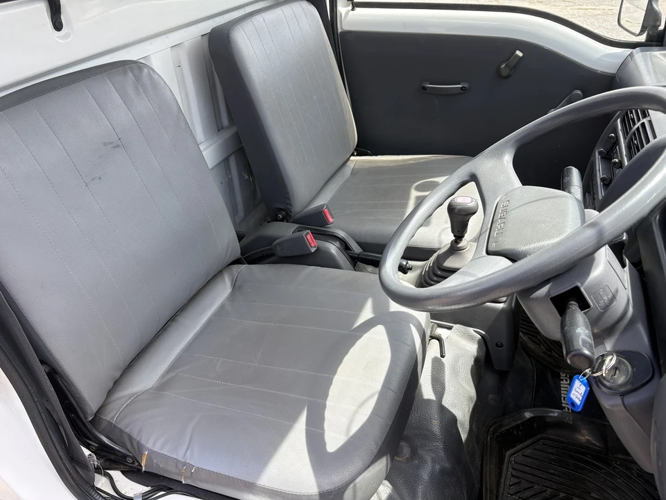 1998 Subaru Sambar 5th Gen - Image 13 of 31