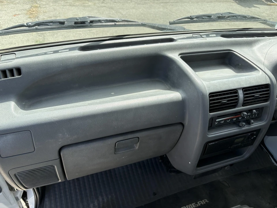 1998 Subaru Sambar 5th Gen - Image 16 of 21