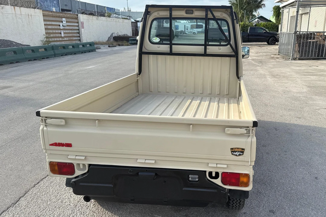 1998 Subaru Sambar 6th Gen - Image 5 of 31