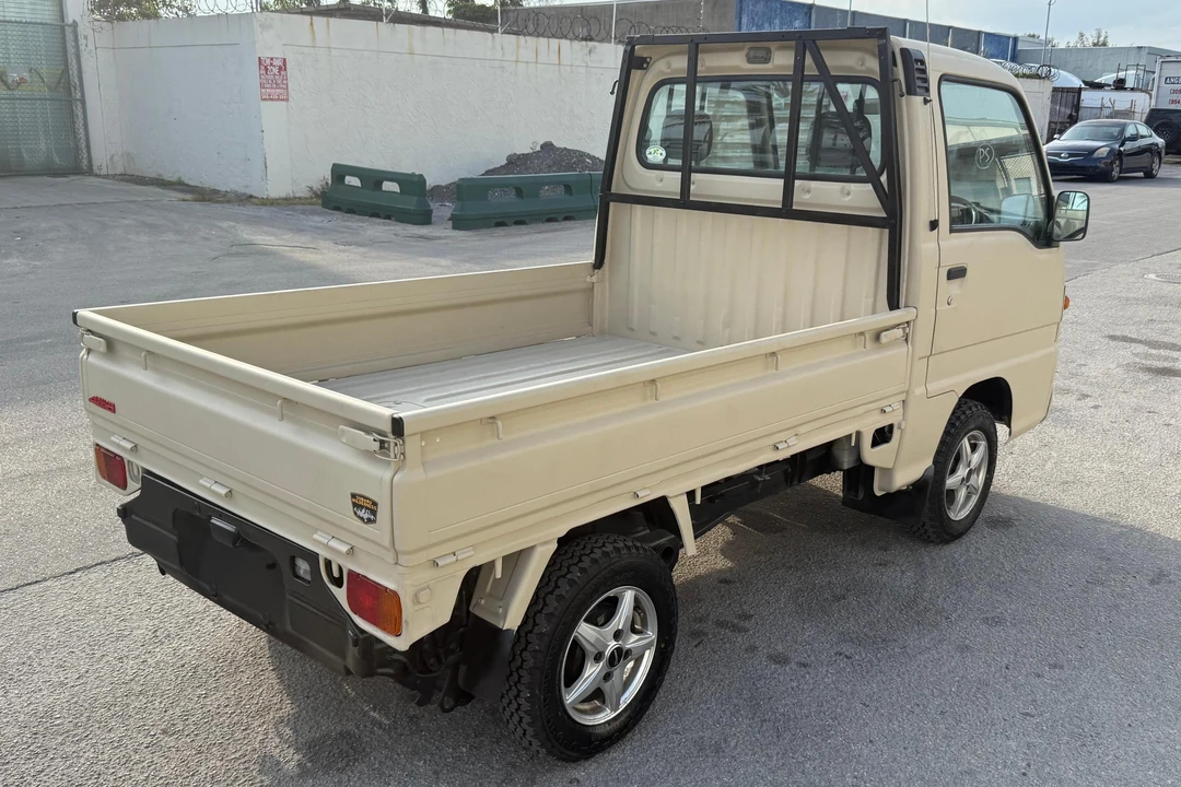 1998 Subaru Sambar 6th Gen - Image 4 of 31