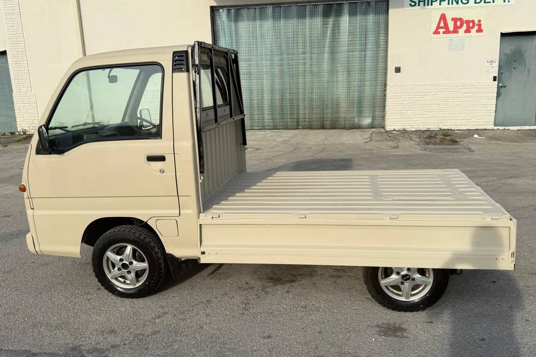 1998 Subaru Sambar 6th Gen - Image 3 of 31