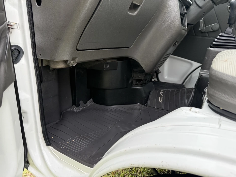 1998 Suzuki Carry & Every 9th Gen - Image 28 of 31