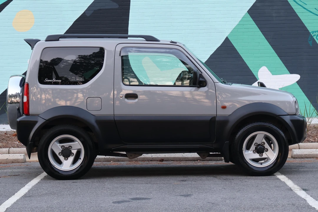 1998 Suzuki Jimny 3rd Gen - Image 3 of 8