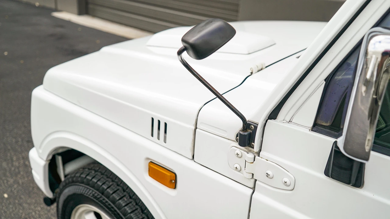 1998 Suzuki Jimny 2nd Gen - Image 16 of 31