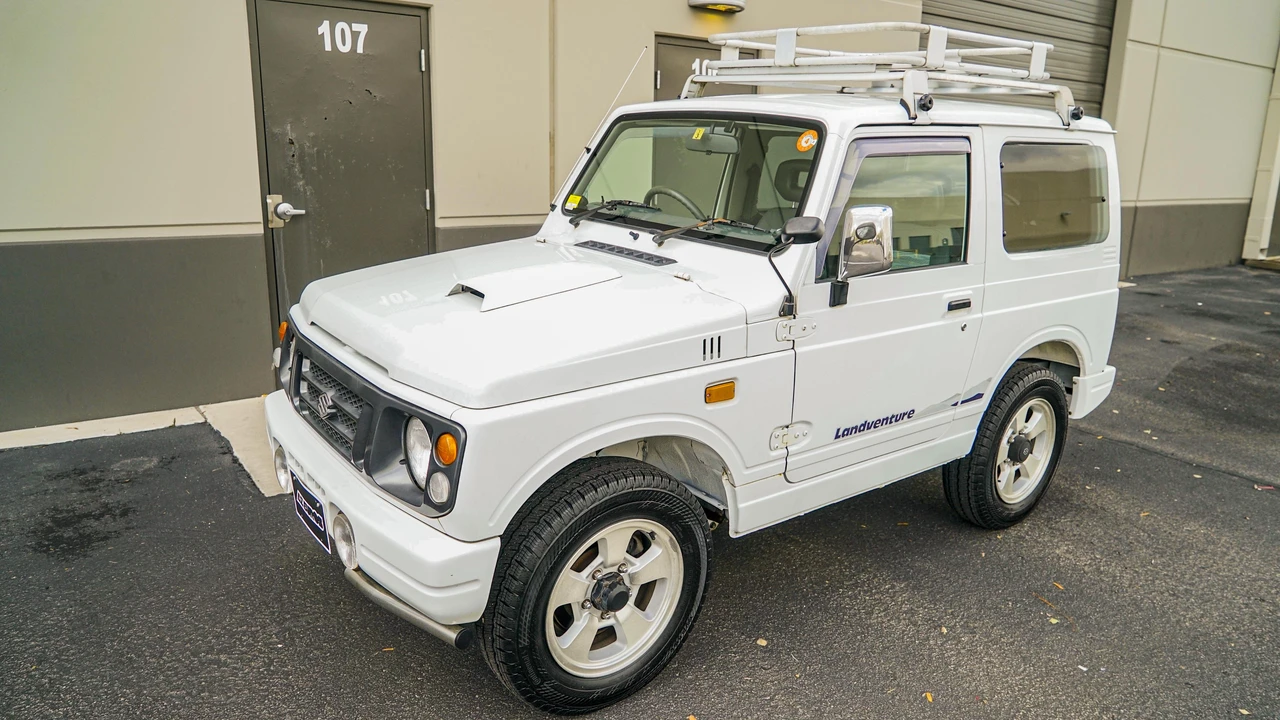 1998 Suzuki Jimny 2nd Gen - Image 7 of 31