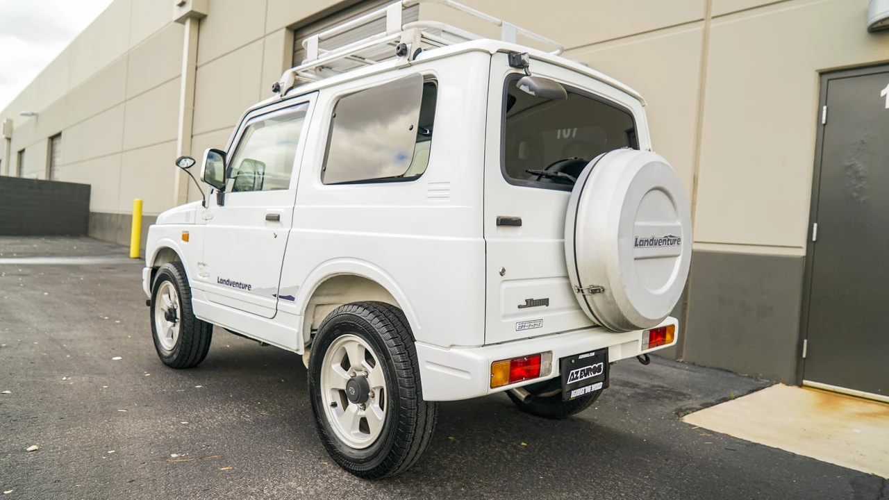 1998 Suzuki Jimny 2nd Gen - Image 9 of 31