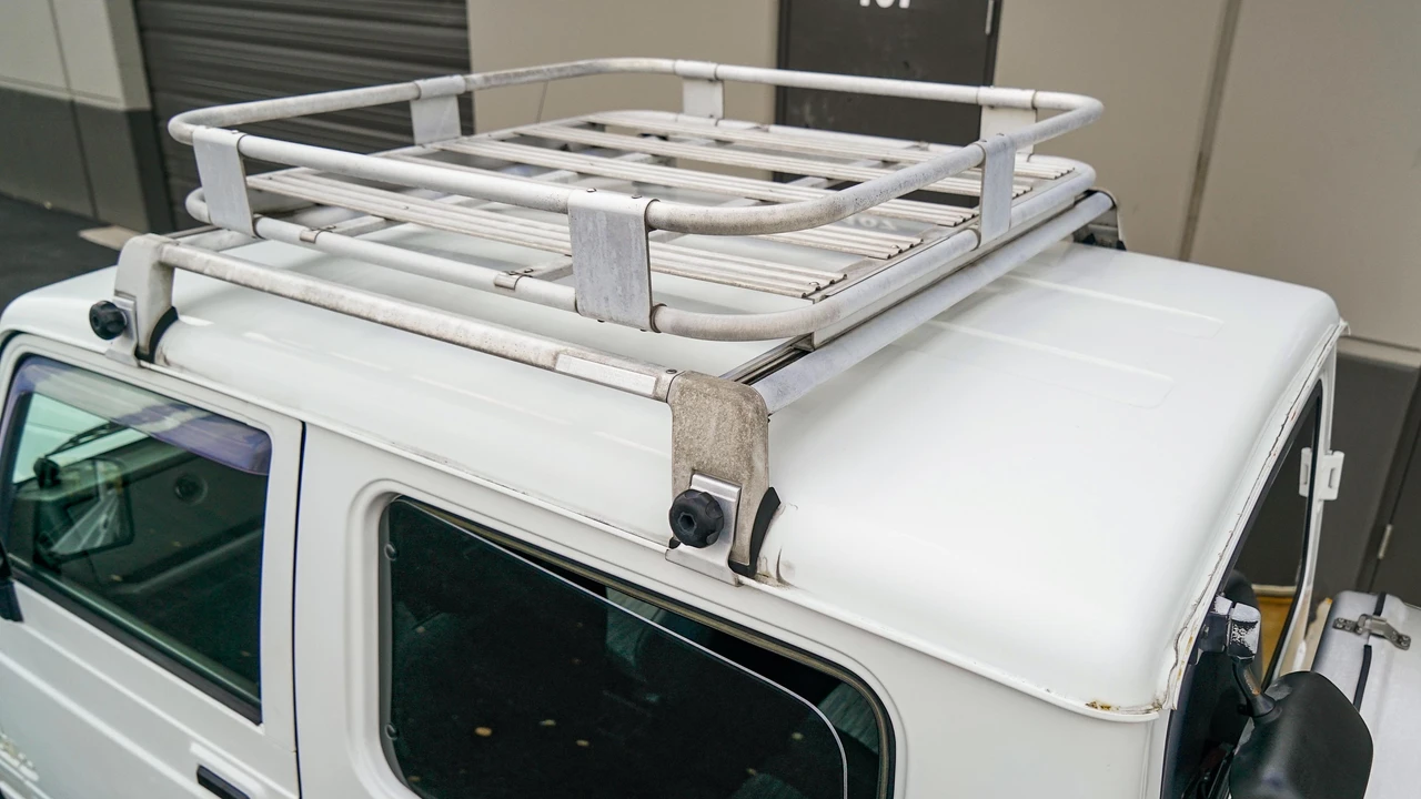 1998 Suzuki Jimny 2nd Gen - Image 18 of 31