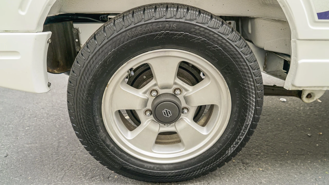 1998 Suzuki Jimny 2nd Gen - Image 25 of 31