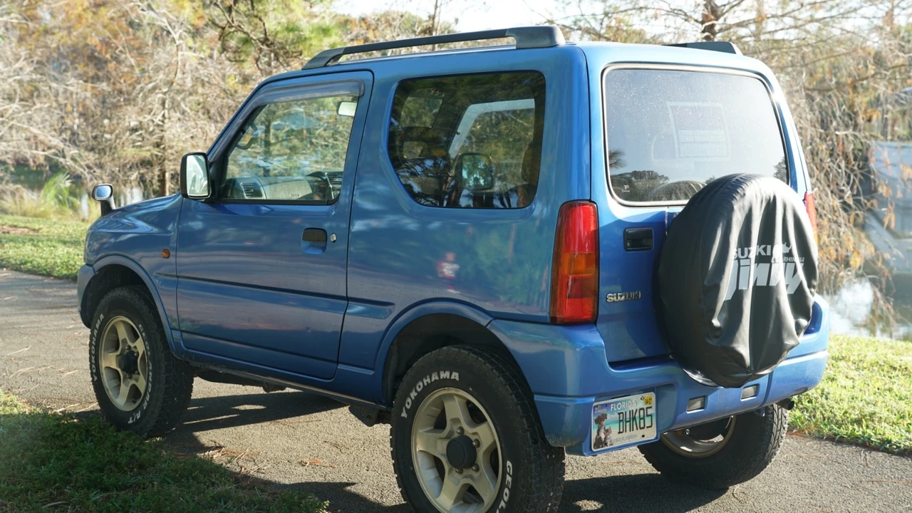 1998 Suzuki - Image 7 of 21