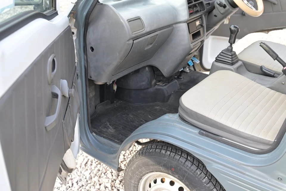 1998 Suzuki Carry & Every 9th Gen - Image 15 of 20